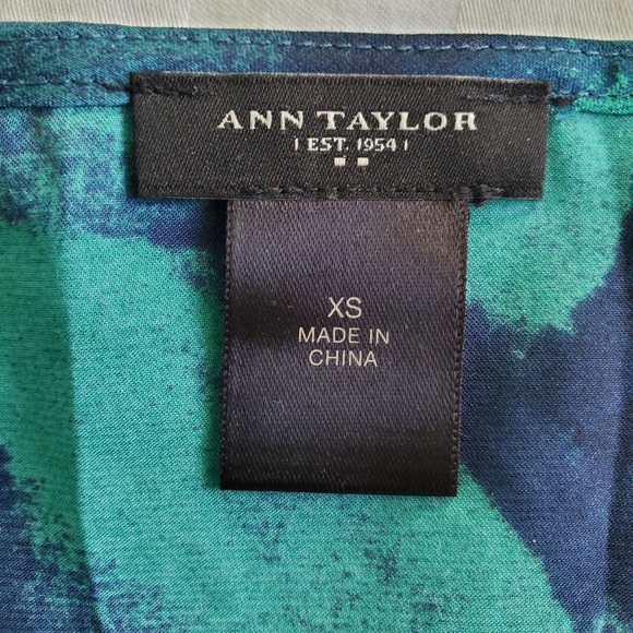 Ann Taylor Colorful Cowl Neck Blouse XS - Picture 3 of 7